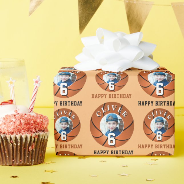 Foton för Grattis på födelsedagen-åldern i Basketb Presentpapper (Födelsedagsfest)