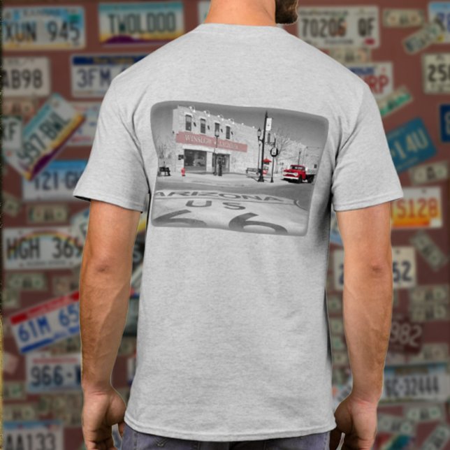 Foton för rutt 66 Winslow Arizona Red Stänk T-shirt (Skapare uppladdad)