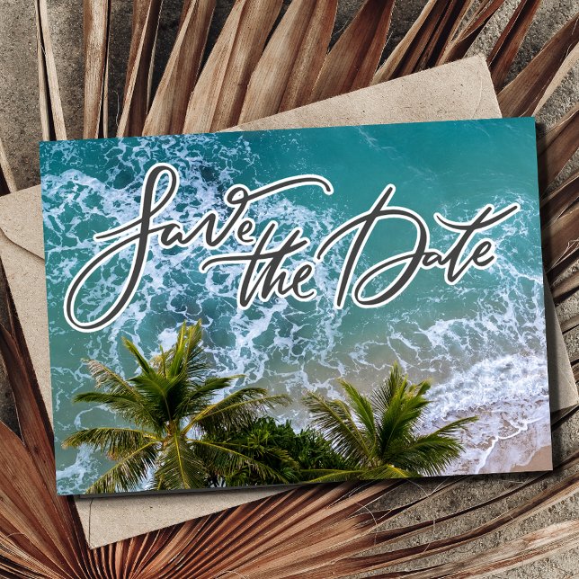 Foton för tropisk destinationsbeach-bröllopsfoto spara datumet (Tropical Destination Beach Wedding Photo Save The Date)