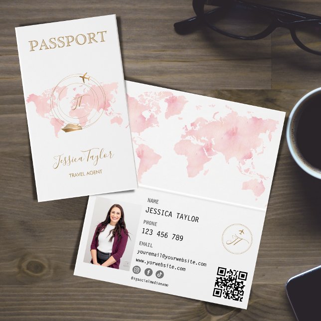 Foton från Monogram Travel Agent Passport World Ma Visitkort (Skapare uppladdad)