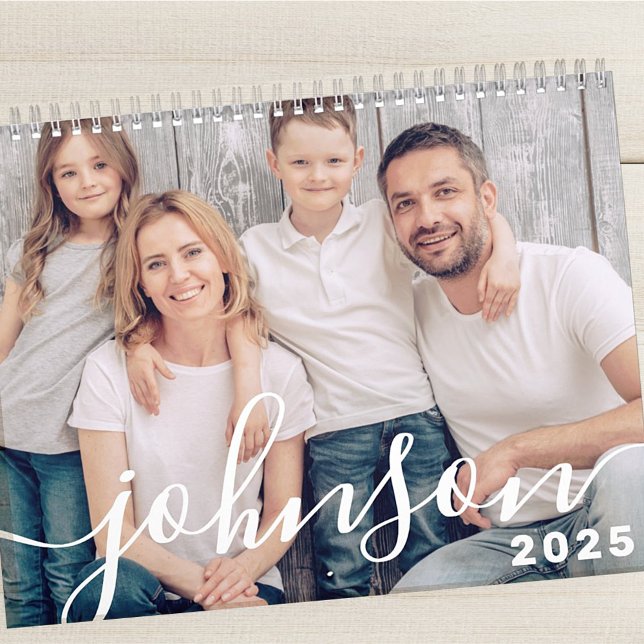 Foton i Modern Simple Play-skriptfamiljen Kalender (Skapare uppladdad)