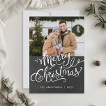 Fotoöverlägg för Chalkboard-jul-Helgdag Julkort<br><div class="desc">Fotokort för helgdag på anpassningsbar-designad med "God jul"-handskriftsformat på kritersbakgrund.</div>