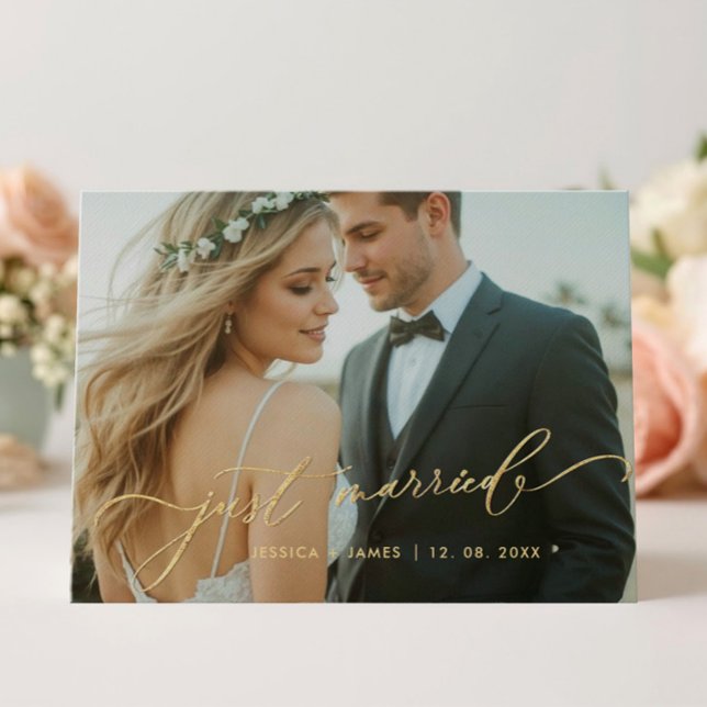 Fotopappade meddelanden om ny gifta Bröllop (Skapare uppladdad)