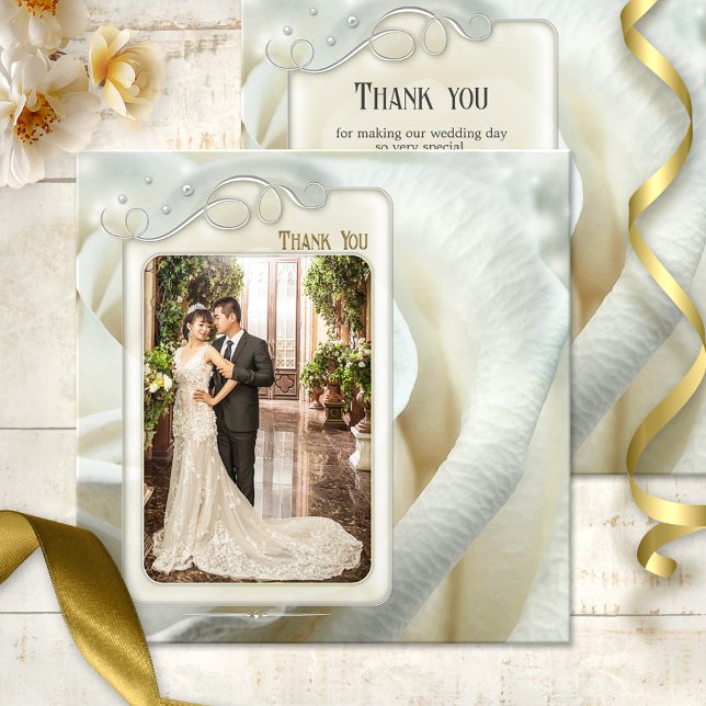Fotoportet Silver Elfenbenskusten Ro Bröllop Tack (Wedding Thank You card featuring your photo framed by a silver swirling design on a white rose)