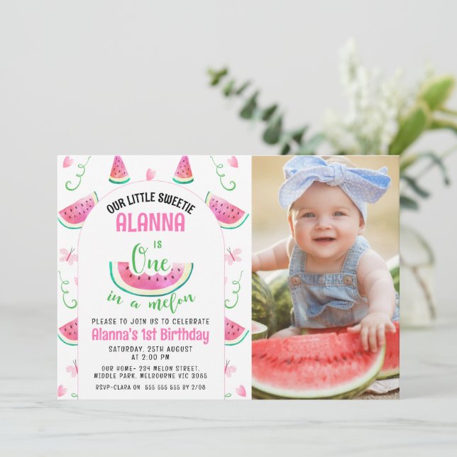 Fotot Rosa en i en melon 1:a födelsedag Inbjudningar (Stående Fram)