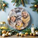 Fototextövertäckning för enkel Elegant-familj Stor Klocka<br><div class="desc">Skapa en tidslasseliten familjkeepé med den här enkla, elegant fotoklockan. Med en minimalistisk design med ett charmerande kärlek-skript överlägg, visningar den här plaque på ett vackert sätt din favoritfamilj bilder. Perfekt för barn, föräldrar och morföräldrar är en underbar gåva till mors dag eller fars dag. Det är ett sött sätt...</div>