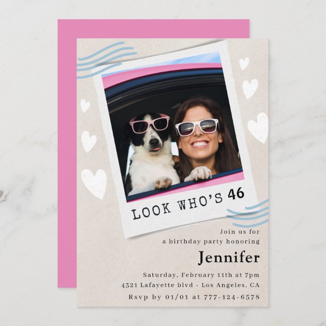 Fototitta vem som fyller 46 år inbjudningar (Fram/baksida)