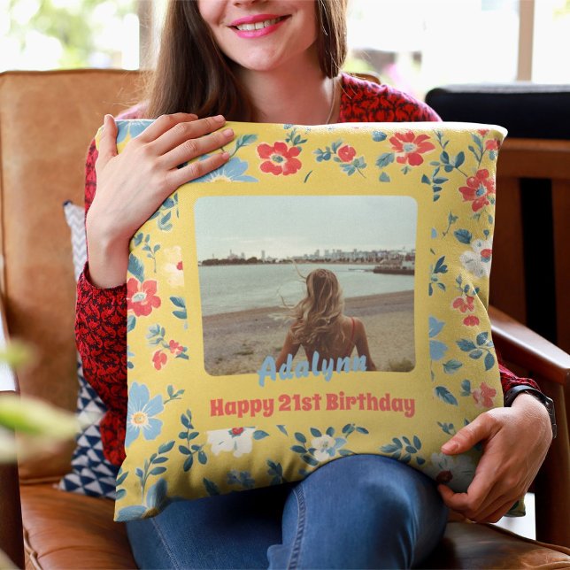 Fotoutgåvor för 21 år gamla kvinnor kudde (Cute Flowers Photo Gifts for 21 Year Old Female)