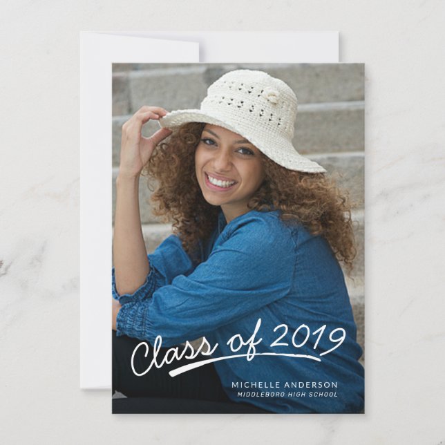 Fotoutlysning om Studenten Avslappnad White Script Meddelande (Framsida)