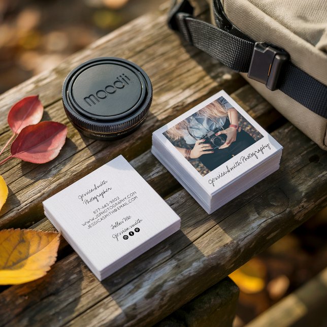 Fotovit pappra struktur fyrkantigt visitkort (Rustic photographer photo white paper texture)