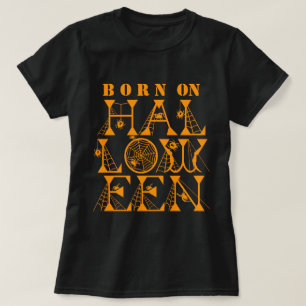 Fött på text för webben för Halloween spindelC T Shirt