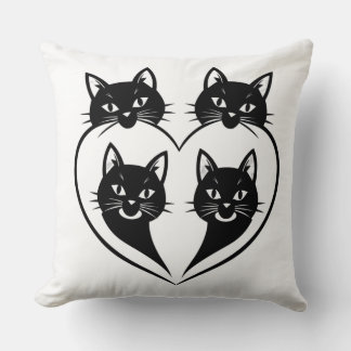 Four Cats One Heart – Cute Family Cat Love  Kudde