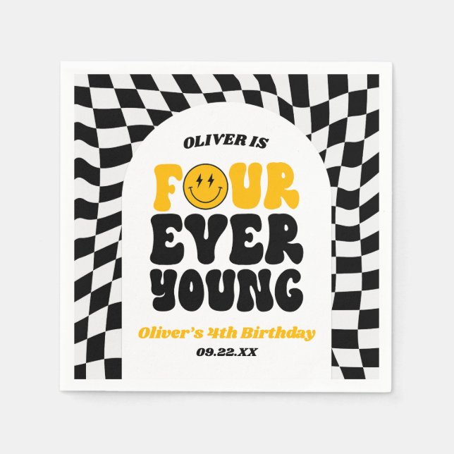 Four Ever Young Retro Fourth 4th Birthday Party Pappersservett (Framsidan)