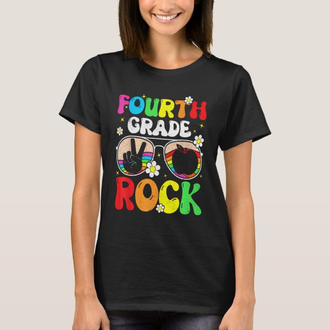Fourth Grade Rocks Team 4th Teacher Groovy Back To T Shirt (Framsida)