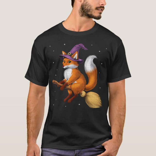 Fox Witch Riding Broom T Shirt (Framsida)