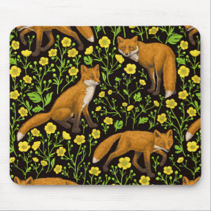 Foxar och butterkuggar på svart musmatta
