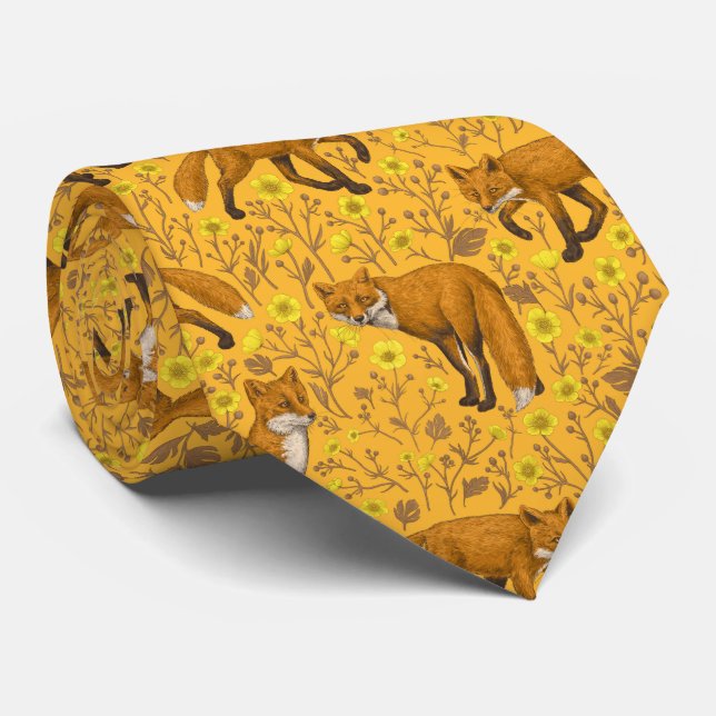 Foxar och fjärilar på orangen slips (Rullad)