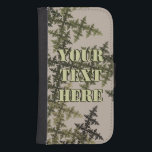 Fractal Camouflage - Sommaren Plånboksfodral För Samsung Galaxy S4<br><div class="desc">Ett brunt,  grönt och brunt,  sommarkamouflage mellan löv och nål som är lämpligt för antingen barrskogar eller lövskogar. Lägg till din egen text.</div>