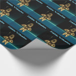 Fractal Inuit Hunter - Frohliche Weihnachten Presentpapper<br><div class="desc">En brunt tonad fractal-bild som antyder en högstiliserad inuitjägare med traditionella päls-kläder,  som håller i en harpun med ett elfenbenshuvud. Bilden läggs ovanpå en bakgrund som skildrar polarna mörk vinter. Den tyska texten "Frohliche Weihnachten" står i blått och vitt.</div>