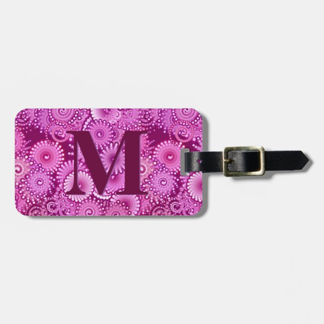 Fractal swirl mönster, lila, med monogram bagagebricka (Horisontell Framsida)