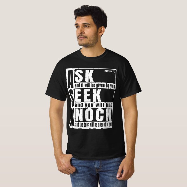 fråga efter knackning T-Shirt (Hel framsida)