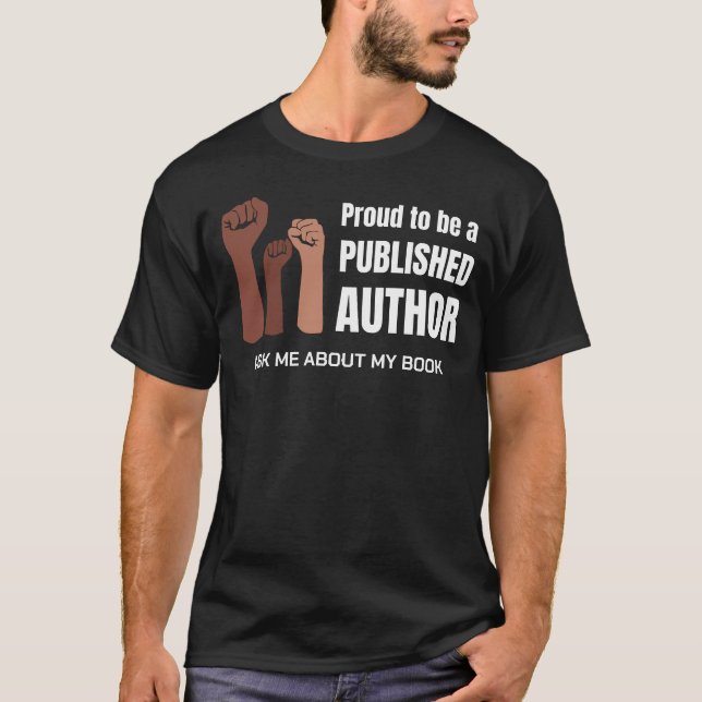 FRÅGA MIG OM MIN BOK Proud Black Author T Shirt (Framsida)