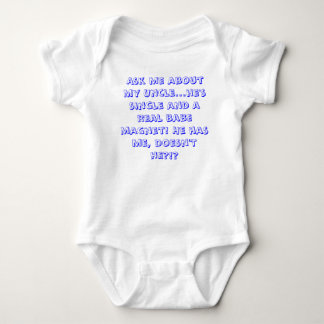 Fråga mig om min Uncle… T-shirt