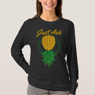 Fråga upp och ned på ananas saftfärs t shirt