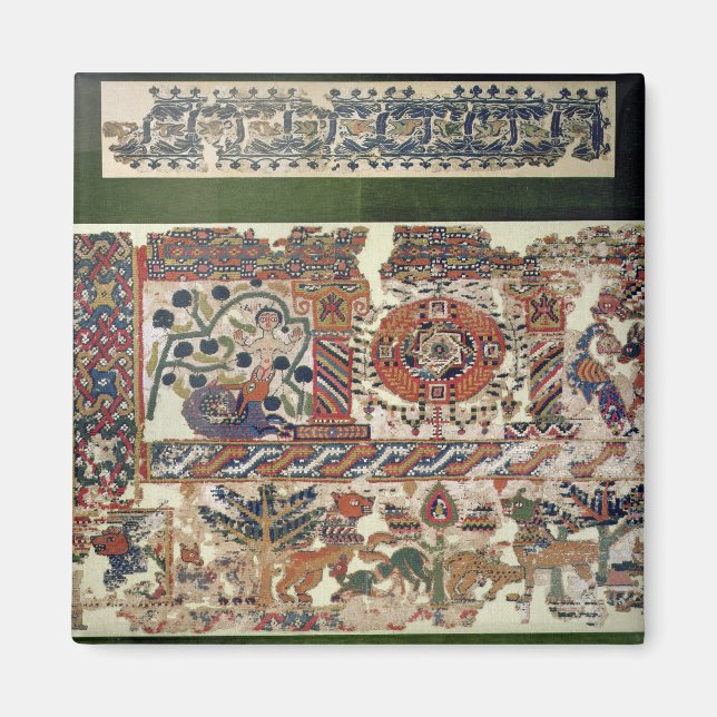 Fragment av textilier som skildrar Jonah och Whale Magnet (Framsidan)