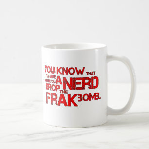 Frak bombarderar kaffemugg