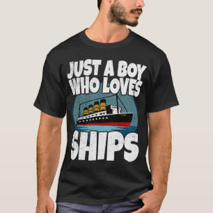 Frakt bara en pojke som Kärlek Fraktaser boat Tita T Shirt