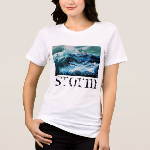 Frakt i havet i stormen, marinblått t shirt