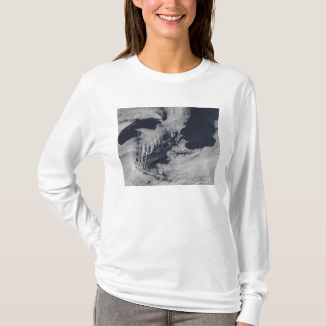 Frakt-vågformade moln i Sydindiska Oce Tee (Framsida)