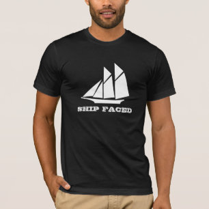 Frakten vände mot att kryssa omkring för t shirt