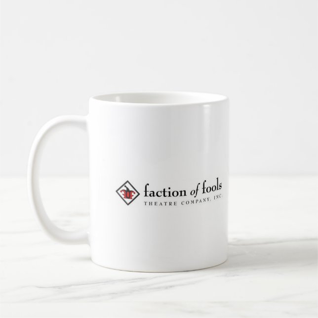 Fraktion av dumbomkaffemuggen kaffemugg (Vänster)