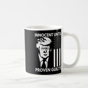Fram till den beprövade trumpen Mugshot 2024 USA f Kaffemugg