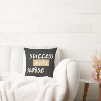 Framgångens Ljud T-Shirt Kudde