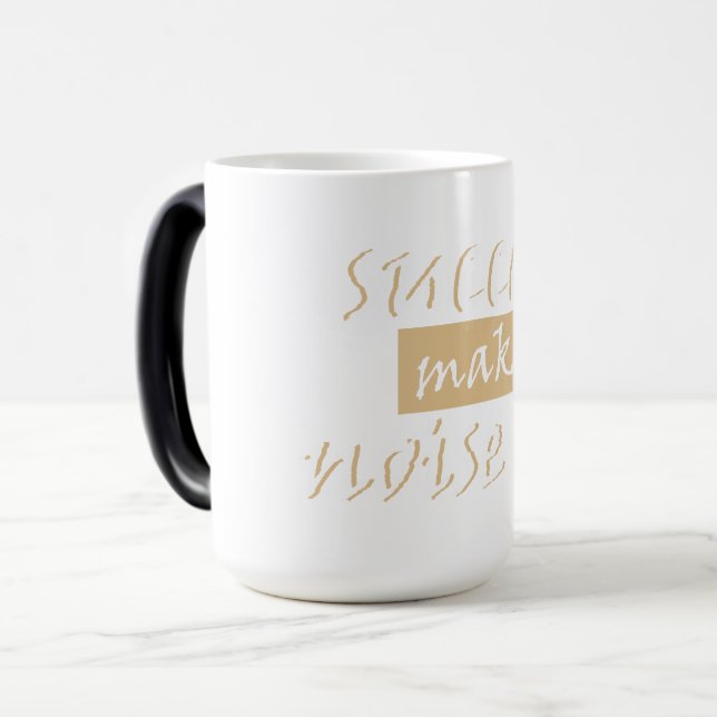 Framgångens Ljud T-Shirt Magisk Mugg (Framsida vänster)