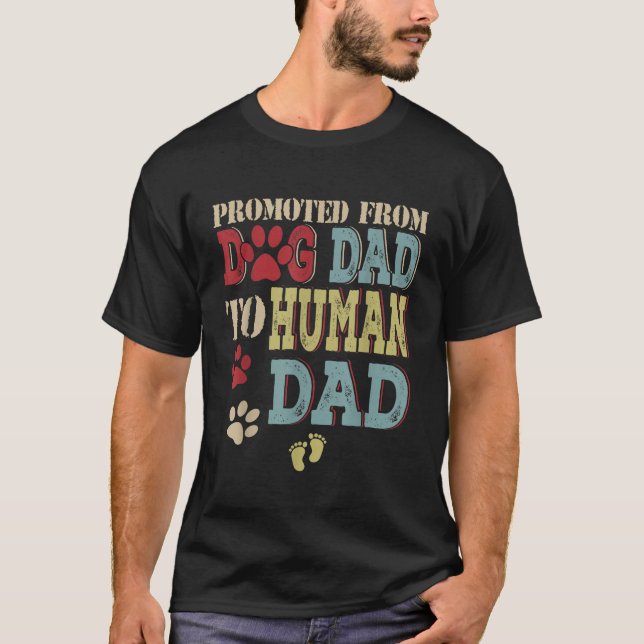 Främjad från Hund till Hund i Fars dag i Pappa T Shirt (Framsida)