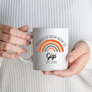 Främjad från Mamma till Gigi Est 2024 Nya mormor Kaffemugg