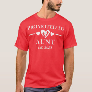 Främjad till Auntie Gravid Announcemen i Moster 20 T Shirt