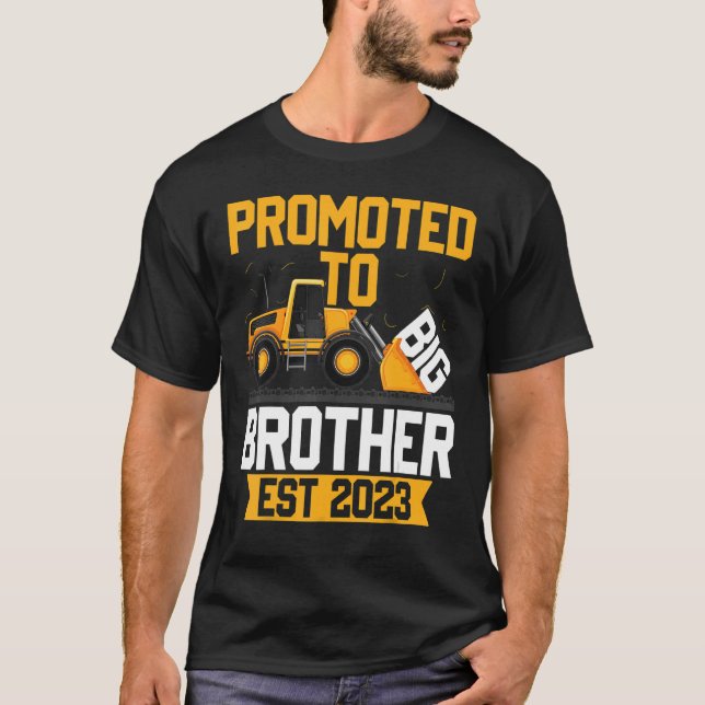 Främjad till Big Bro 2023 har jag utvecklat upp ti T Shirt (Framsida)