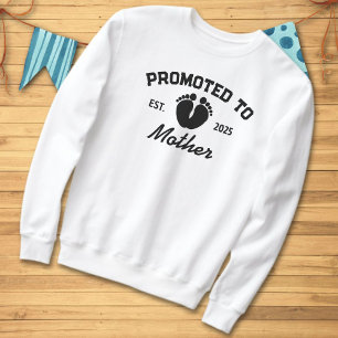 Främjad till fotavtryck i Mor Est 2025 Baby T Shirt