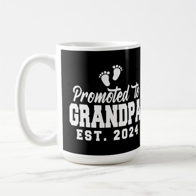 Främjad till Grandpa 2024 New Grandfather Gravid Kaffemugg (Vänster)