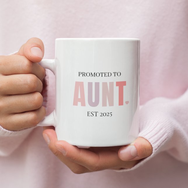Främjad till Moster EST 2025 Mugg | New Moster Gif (Skapare uppladdad)