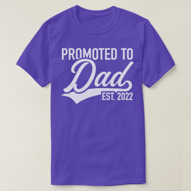 Främjad till pappa 20221 t shirt (Design framsida)