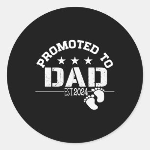 Främjad till Pappa 2024 Runt Klistermärke