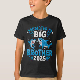 Främjad till storebror 2025, hajhavet Syskon B T Shirt