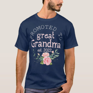Främjad till Underbar Grandma Est 2022 Första gång T Shirt