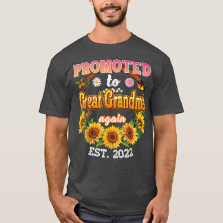 Främjad till Underbar mormor igen, uppst. 2022 Sol T Shirt